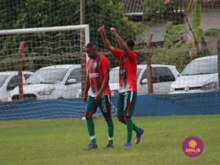 
<a style='margin-left: 5px;' class='btn btn-xs btn-social btn-facebook' href='https://www.facebook.com/sharer/sharer.php?u=https://www.boladovale.com.br/imgs/800-800-90/conteudo/fotos/1596/img8411.jpg' rel='popup' data-width='500' data-height='400'><i class='fa fa-facebook'></i>Compartilhar <span class='hidden-xs'>no Facebook</span>
</a> 
<a class='btn btn-default btn-xs' target='_blank' href='imgs/800-800-90/conteudo/fotos/1596/img8411.jpg'>
<span class='glyphicon glyphicon-cloud-download'></span> Salvar
</a> 
<span></span>