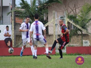 
<a style='margin-left: 5px;' class='btn btn-xs btn-social btn-facebook' href='https://www.facebook.com/sharer/sharer.php?u=https://www.boladovale.com.br/imgs/800-800-90/conteudo/fotos/1597/img8418.jpg' rel='popup' data-width='500' data-height='400'><i class='fa fa-facebook'></i>Compartilhar <span class='hidden-xs'>no Facebook</span>
</a> 
<a class='btn btn-default btn-xs' target='_blank' href='imgs/800-800-90/conteudo/fotos/1597/img8418.jpg'>
<span class='glyphicon glyphicon-cloud-download'></span> Salvar
</a> 
<span></span>