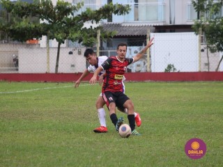 
<a style='margin-left: 5px;' class='btn btn-xs btn-social btn-facebook' href='https://www.facebook.com/sharer/sharer.php?u=https://www.boladovale.com.br/imgs/800-800-90/conteudo/fotos/1597/img8463.jpg' rel='popup' data-width='500' data-height='400'><i class='fa fa-facebook'></i>Compartilhar <span class='hidden-xs'>no Facebook</span>
</a> 
<a class='btn btn-default btn-xs' target='_blank' href='imgs/800-800-90/conteudo/fotos/1597/img8463.jpg'>
<span class='glyphicon glyphicon-cloud-download'></span> Salvar
</a> 
<span></span>