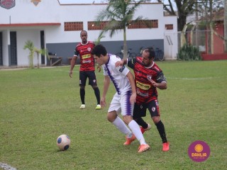 
<a style='margin-left: 5px;' class='btn btn-xs btn-social btn-facebook' href='https://www.facebook.com/sharer/sharer.php?u=https://www.boladovale.com.br/imgs/800-800-90/conteudo/fotos/1597/img8468.jpg' rel='popup' data-width='500' data-height='400'><i class='fa fa-facebook'></i>Compartilhar <span class='hidden-xs'>no Facebook</span>
</a> 
<a class='btn btn-default btn-xs' target='_blank' href='imgs/800-800-90/conteudo/fotos/1597/img8468.jpg'>
<span class='glyphicon glyphicon-cloud-download'></span> Salvar
</a> 
<span></span>