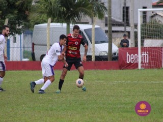 
<a style='margin-left: 5px;' class='btn btn-xs btn-social btn-facebook' href='https://www.facebook.com/sharer/sharer.php?u=https://www.boladovale.com.br/imgs/800-800-90/conteudo/fotos/1597/img8478.jpg' rel='popup' data-width='500' data-height='400'><i class='fa fa-facebook'></i>Compartilhar <span class='hidden-xs'>no Facebook</span>
</a> 
<a class='btn btn-default btn-xs' target='_blank' href='imgs/800-800-90/conteudo/fotos/1597/img8478.jpg'>
<span class='glyphicon glyphicon-cloud-download'></span> Salvar
</a> 
<span></span>