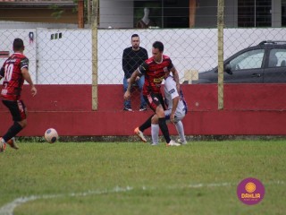 
<a style='margin-left: 5px;' class='btn btn-xs btn-social btn-facebook' href='https://www.facebook.com/sharer/sharer.php?u=https://www.boladovale.com.br/imgs/800-800-90/conteudo/fotos/1597/img8488.jpg' rel='popup' data-width='500' data-height='400'><i class='fa fa-facebook'></i>Compartilhar <span class='hidden-xs'>no Facebook</span>
</a> 
<a class='btn btn-default btn-xs' target='_blank' href='imgs/800-800-90/conteudo/fotos/1597/img8488.jpg'>
<span class='glyphicon glyphicon-cloud-download'></span> Salvar
</a> 
<span></span>