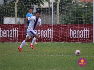 
<a style='margin-left: 5px;' class='btn btn-xs btn-social btn-facebook' href='https://www.facebook.com/sharer/sharer.php?u=https://www.boladovale.com.br/imgs/800-800-90/conteudo/fotos/1597/img8501.jpg' rel='popup' data-width='500' data-height='400'><i class='fa fa-facebook'></i>Compartilhar <span class='hidden-xs'>no Facebook</span>
</a> 
<a class='btn btn-default btn-xs' target='_blank' href='imgs/800-800-90/conteudo/fotos/1597/img8501.jpg'>
<span class='glyphicon glyphicon-cloud-download'></span> Salvar
</a> 
<span></span>