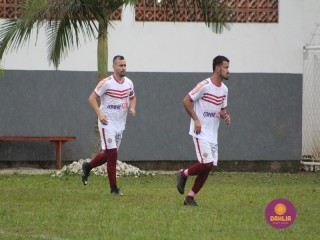 
<a style='margin-left: 5px;' class='btn btn-xs btn-social btn-facebook' href='https://www.facebook.com/sharer/sharer.php?u=https://www.boladovale.com.br/imgs/800-800-90/conteudo/fotos/1598/1-42.jpg' rel='popup' data-width='500' data-height='400'><i class='fa fa-facebook'></i>Compartilhar <span class='hidden-xs'>no Facebook</span>
</a> 
<a class='btn btn-default btn-xs' target='_blank' href='imgs/800-800-90/conteudo/fotos/1598/1-42.jpg'>
<span class='glyphicon glyphicon-cloud-download'></span> Salvar
</a> 
<span></span>