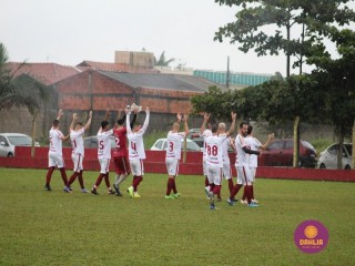 
<a style='margin-left: 5px;' class='btn btn-xs btn-social btn-facebook' href='https://www.facebook.com/sharer/sharer.php?u=https://www.boladovale.com.br/imgs/800-800-90/conteudo/fotos/1598/1-46.jpg' rel='popup' data-width='500' data-height='400'><i class='fa fa-facebook'></i>Compartilhar <span class='hidden-xs'>no Facebook</span>
</a> 
<a class='btn btn-default btn-xs' target='_blank' href='imgs/800-800-90/conteudo/fotos/1598/1-46.jpg'>
<span class='glyphicon glyphicon-cloud-download'></span> Salvar
</a> 
<span></span>