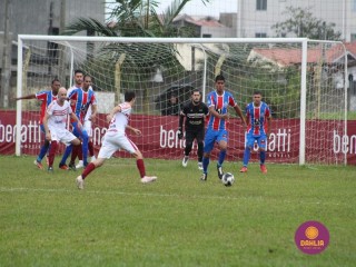 
<a style='margin-left: 5px;' class='btn btn-xs btn-social btn-facebook' href='https://www.facebook.com/sharer/sharer.php?u=https://www.boladovale.com.br/imgs/800-800-90/conteudo/fotos/1598/1-52.jpg' rel='popup' data-width='500' data-height='400'><i class='fa fa-facebook'></i>Compartilhar <span class='hidden-xs'>no Facebook</span>
</a> 
<a class='btn btn-default btn-xs' target='_blank' href='imgs/800-800-90/conteudo/fotos/1598/1-52.jpg'>
<span class='glyphicon glyphicon-cloud-download'></span> Salvar
</a> 
<span></span>