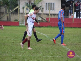 
<a style='margin-left: 5px;' class='btn btn-xs btn-social btn-facebook' href='https://www.facebook.com/sharer/sharer.php?u=https://www.boladovale.com.br/imgs/800-800-90/conteudo/fotos/1598/1-62.jpg' rel='popup' data-width='500' data-height='400'><i class='fa fa-facebook'></i>Compartilhar <span class='hidden-xs'>no Facebook</span>
</a> 
<a class='btn btn-default btn-xs' target='_blank' href='imgs/800-800-90/conteudo/fotos/1598/1-62.jpg'>
<span class='glyphicon glyphicon-cloud-download'></span> Salvar
</a> 
<span></span>