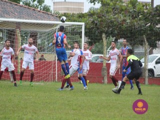 
<a style='margin-left: 5px;' class='btn btn-xs btn-social btn-facebook' href='https://www.facebook.com/sharer/sharer.php?u=https://www.boladovale.com.br/imgs/800-800-90/conteudo/fotos/1598/img0043.jpg' rel='popup' data-width='500' data-height='400'><i class='fa fa-facebook'></i>Compartilhar <span class='hidden-xs'>no Facebook</span>
</a> 
<a class='btn btn-default btn-xs' target='_blank' href='imgs/800-800-90/conteudo/fotos/1598/img0043.jpg'>
<span class='glyphicon glyphicon-cloud-download'></span> Salvar
</a> 
<span></span>