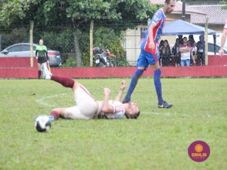 
<a style='margin-left: 5px;' class='btn btn-xs btn-social btn-facebook' href='https://www.facebook.com/sharer/sharer.php?u=https://www.boladovale.com.br/imgs/800-800-90/conteudo/fotos/1598/img0073.jpg' rel='popup' data-width='500' data-height='400'><i class='fa fa-facebook'></i>Compartilhar <span class='hidden-xs'>no Facebook</span>
</a> 
<a class='btn btn-default btn-xs' target='_blank' href='imgs/800-800-90/conteudo/fotos/1598/img0073.jpg'>
<span class='glyphicon glyphicon-cloud-download'></span> Salvar
</a> 
<span></span>