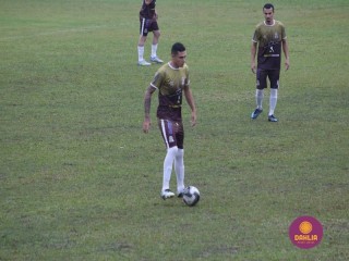 
<a style='margin-left: 5px;' class='btn btn-xs btn-social btn-facebook' href='https://www.facebook.com/sharer/sharer.php?u=https://www.boladovale.com.br/imgs/800-800-90/conteudo/fotos/1599/img8580.jpg' rel='popup' data-width='500' data-height='400'><i class='fa fa-facebook'></i>Compartilhar <span class='hidden-xs'>no Facebook</span>
</a> 
<a class='btn btn-default btn-xs' target='_blank' href='imgs/800-800-90/conteudo/fotos/1599/img8580.jpg'>
<span class='glyphicon glyphicon-cloud-download'></span> Salvar
</a> 
<span></span>