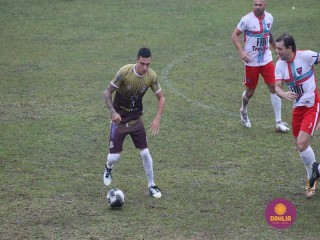 
<a style='margin-left: 5px;' class='btn btn-xs btn-social btn-facebook' href='https://www.facebook.com/sharer/sharer.php?u=https://www.boladovale.com.br/imgs/800-800-90/conteudo/fotos/1599/img8585.jpg' rel='popup' data-width='500' data-height='400'><i class='fa fa-facebook'></i>Compartilhar <span class='hidden-xs'>no Facebook</span>
</a> 
<a class='btn btn-default btn-xs' target='_blank' href='imgs/800-800-90/conteudo/fotos/1599/img8585.jpg'>
<span class='glyphicon glyphicon-cloud-download'></span> Salvar
</a> 
<span></span>