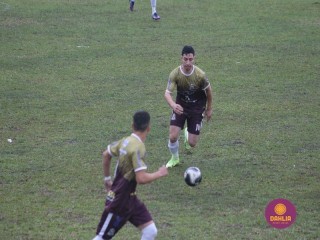 
<a style='margin-left: 5px;' class='btn btn-xs btn-social btn-facebook' href='https://www.facebook.com/sharer/sharer.php?u=https://www.boladovale.com.br/imgs/800-800-90/conteudo/fotos/1599/img8586.jpg' rel='popup' data-width='500' data-height='400'><i class='fa fa-facebook'></i>Compartilhar <span class='hidden-xs'>no Facebook</span>
</a> 
<a class='btn btn-default btn-xs' target='_blank' href='imgs/800-800-90/conteudo/fotos/1599/img8586.jpg'>
<span class='glyphicon glyphicon-cloud-download'></span> Salvar
</a> 
<span></span>