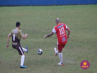 
<a style='margin-left: 5px;' class='btn btn-xs btn-social btn-facebook' href='https://www.facebook.com/sharer/sharer.php?u=https://www.boladovale.com.br/imgs/800-800-90/conteudo/fotos/1599/img8610.jpg' rel='popup' data-width='500' data-height='400'><i class='fa fa-facebook'></i>Compartilhar <span class='hidden-xs'>no Facebook</span>
</a> 
<a class='btn btn-default btn-xs' target='_blank' href='imgs/800-800-90/conteudo/fotos/1599/img8610.jpg'>
<span class='glyphicon glyphicon-cloud-download'></span> Salvar
</a> 
<span></span>