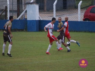 
<a style='margin-left: 5px;' class='btn btn-xs btn-social btn-facebook' href='https://www.facebook.com/sharer/sharer.php?u=https://www.boladovale.com.br/imgs/800-800-90/conteudo/fotos/1599/img8642.jpg' rel='popup' data-width='500' data-height='400'><i class='fa fa-facebook'></i>Compartilhar <span class='hidden-xs'>no Facebook</span>
</a> 
<a class='btn btn-default btn-xs' target='_blank' href='imgs/800-800-90/conteudo/fotos/1599/img8642.jpg'>
<span class='glyphicon glyphicon-cloud-download'></span> Salvar
</a> 
<span></span>