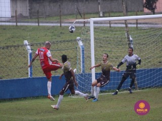
<a style='margin-left: 5px;' class='btn btn-xs btn-social btn-facebook' href='https://www.facebook.com/sharer/sharer.php?u=https://www.boladovale.com.br/imgs/800-800-90/conteudo/fotos/1599/img8643.jpg' rel='popup' data-width='500' data-height='400'><i class='fa fa-facebook'></i>Compartilhar <span class='hidden-xs'>no Facebook</span>
</a> 
<a class='btn btn-default btn-xs' target='_blank' href='imgs/800-800-90/conteudo/fotos/1599/img8643.jpg'>
<span class='glyphicon glyphicon-cloud-download'></span> Salvar
</a> 
<span></span>