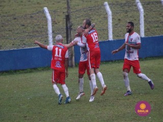 
<a style='margin-left: 5px;' class='btn btn-xs btn-social btn-facebook' href='https://www.facebook.com/sharer/sharer.php?u=https://www.boladovale.com.br/imgs/800-800-90/conteudo/fotos/1599/img8648.jpg' rel='popup' data-width='500' data-height='400'><i class='fa fa-facebook'></i>Compartilhar <span class='hidden-xs'>no Facebook</span>
</a> 
<a class='btn btn-default btn-xs' target='_blank' href='imgs/800-800-90/conteudo/fotos/1599/img8648.jpg'>
<span class='glyphicon glyphicon-cloud-download'></span> Salvar
</a> 
<span></span>
