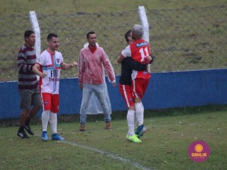 
<a style='margin-left: 5px;' class='btn btn-xs btn-social btn-facebook' href='https://www.facebook.com/sharer/sharer.php?u=https://www.boladovale.com.br/imgs/800-800-90/conteudo/fotos/1599/img8649.jpg' rel='popup' data-width='500' data-height='400'><i class='fa fa-facebook'></i>Compartilhar <span class='hidden-xs'>no Facebook</span>
</a> 
<a class='btn btn-default btn-xs' target='_blank' href='imgs/800-800-90/conteudo/fotos/1599/img8649.jpg'>
<span class='glyphicon glyphicon-cloud-download'></span> Salvar
</a> 
<span></span>