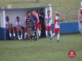 
<a style='margin-left: 5px;' class='btn btn-xs btn-social btn-facebook' href='https://www.facebook.com/sharer/sharer.php?u=https://www.boladovale.com.br/imgs/800-800-90/conteudo/fotos/1599/img8654.jpg' rel='popup' data-width='500' data-height='400'><i class='fa fa-facebook'></i>Compartilhar <span class='hidden-xs'>no Facebook</span>
</a> 
<a class='btn btn-default btn-xs' target='_blank' href='imgs/800-800-90/conteudo/fotos/1599/img8654.jpg'>
<span class='glyphicon glyphicon-cloud-download'></span> Salvar
</a> 
<span></span>