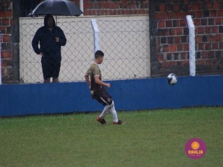 
<a style='margin-left: 5px;' class='btn btn-xs btn-social btn-facebook' href='https://www.facebook.com/sharer/sharer.php?u=https://www.boladovale.com.br/imgs/800-800-90/conteudo/fotos/1599/img8660.jpg' rel='popup' data-width='500' data-height='400'><i class='fa fa-facebook'></i>Compartilhar <span class='hidden-xs'>no Facebook</span>
</a> 
<a class='btn btn-default btn-xs' target='_blank' href='imgs/800-800-90/conteudo/fotos/1599/img8660.jpg'>
<span class='glyphicon glyphicon-cloud-download'></span> Salvar
</a> 
<span></span>