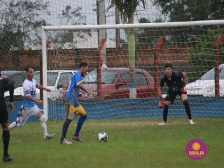 
<a style='margin-left: 5px;' class='btn btn-xs btn-social btn-facebook' href='https://www.facebook.com/sharer/sharer.php?u=https://www.boladovale.com.br/imgs/800-800-90/conteudo/fotos/1600/img8674.jpg' rel='popup' data-width='500' data-height='400'><i class='fa fa-facebook'></i>Compartilhar <span class='hidden-xs'>no Facebook</span>
</a> 
<a class='btn btn-default btn-xs' target='_blank' href='imgs/800-800-90/conteudo/fotos/1600/img8674.jpg'>
<span class='glyphicon glyphicon-cloud-download'></span> Salvar
</a> 
<span></span>