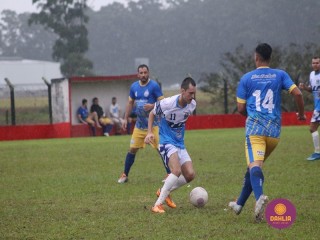 
<a style='margin-left: 5px;' class='btn btn-xs btn-social btn-facebook' href='https://www.facebook.com/sharer/sharer.php?u=https://www.boladovale.com.br/imgs/800-800-90/conteudo/fotos/1600/img8687.jpg' rel='popup' data-width='500' data-height='400'><i class='fa fa-facebook'></i>Compartilhar <span class='hidden-xs'>no Facebook</span>
</a> 
<a class='btn btn-default btn-xs' target='_blank' href='imgs/800-800-90/conteudo/fotos/1600/img8687.jpg'>
<span class='glyphicon glyphicon-cloud-download'></span> Salvar
</a> 
<span></span>