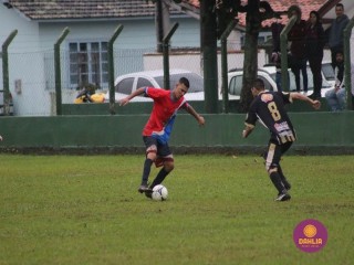 
<a style='margin-left: 5px;' class='btn btn-xs btn-social btn-facebook' href='https://www.facebook.com/sharer/sharer.php?u=https://www.boladovale.com.br/imgs/800-800-90/conteudo/fotos/1601/img8829.jpg' rel='popup' data-width='500' data-height='400'><i class='fa fa-facebook'></i>Compartilhar <span class='hidden-xs'>no Facebook</span>
</a> 
<a class='btn btn-default btn-xs' target='_blank' href='imgs/800-800-90/conteudo/fotos/1601/img8829.jpg'>
<span class='glyphicon glyphicon-cloud-download'></span> Salvar
</a> 
<span></span>
