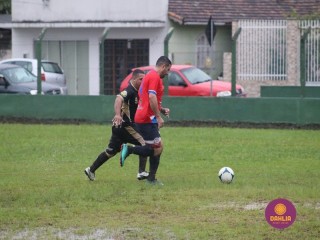 
<a style='margin-left: 5px;' class='btn btn-xs btn-social btn-facebook' href='https://www.facebook.com/sharer/sharer.php?u=https://www.boladovale.com.br/imgs/800-800-90/conteudo/fotos/1601/img8835.jpg' rel='popup' data-width='500' data-height='400'><i class='fa fa-facebook'></i>Compartilhar <span class='hidden-xs'>no Facebook</span>
</a> 
<a class='btn btn-default btn-xs' target='_blank' href='imgs/800-800-90/conteudo/fotos/1601/img8835.jpg'>
<span class='glyphicon glyphicon-cloud-download'></span> Salvar
</a> 
<span></span>