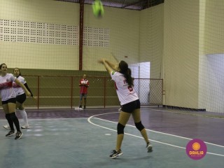 
<a style='margin-left: 5px;' class='btn btn-xs btn-social btn-facebook' href='https://www.facebook.com/sharer/sharer.php?u=https://www.boladovale.com.br/imgs/800-800-90/conteudo/fotos/1602/img8933.jpg' rel='popup' data-width='500' data-height='400'><i class='fa fa-facebook'></i>Compartilhar <span class='hidden-xs'>no Facebook</span>
</a> 
<a class='btn btn-default btn-xs' target='_blank' href='imgs/800-800-90/conteudo/fotos/1602/img8933.jpg'>
<span class='glyphicon glyphicon-cloud-download'></span> Salvar
</a> 
<span></span>