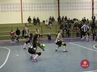 
<a style='margin-left: 5px;' class='btn btn-xs btn-social btn-facebook' href='https://www.facebook.com/sharer/sharer.php?u=https://www.boladovale.com.br/imgs/800-800-90/conteudo/fotos/1602/img9033.jpg' rel='popup' data-width='500' data-height='400'><i class='fa fa-facebook'></i>Compartilhar <span class='hidden-xs'>no Facebook</span>
</a> 
<a class='btn btn-default btn-xs' target='_blank' href='imgs/800-800-90/conteudo/fotos/1602/img9033.jpg'>
<span class='glyphicon glyphicon-cloud-download'></span> Salvar
</a> 
<span></span>