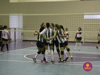 
<a style='margin-left: 5px;' class='btn btn-xs btn-social btn-facebook' href='https://www.facebook.com/sharer/sharer.php?u=https://www.boladovale.com.br/imgs/800-800-90/conteudo/fotos/1602/img9044.jpg' rel='popup' data-width='500' data-height='400'><i class='fa fa-facebook'></i>Compartilhar <span class='hidden-xs'>no Facebook</span>
</a> 
<a class='btn btn-default btn-xs' target='_blank' href='imgs/800-800-90/conteudo/fotos/1602/img9044.jpg'>
<span class='glyphicon glyphicon-cloud-download'></span> Salvar
</a> 
<span></span>