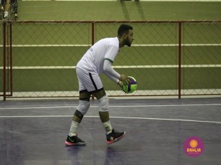 
<a style='margin-left: 5px;' class='btn btn-xs btn-social btn-facebook' href='https://www.facebook.com/sharer/sharer.php?u=https://www.boladovale.com.br/imgs/800-800-90/conteudo/fotos/1602/img9100.jpg' rel='popup' data-width='500' data-height='400'><i class='fa fa-facebook'></i>Compartilhar <span class='hidden-xs'>no Facebook</span>
</a> 
<a class='btn btn-default btn-xs' target='_blank' href='imgs/800-800-90/conteudo/fotos/1602/img9100.jpg'>
<span class='glyphicon glyphicon-cloud-download'></span> Salvar
</a> 
<span></span>