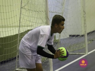 
<a style='margin-left: 5px;' class='btn btn-xs btn-social btn-facebook' href='https://www.facebook.com/sharer/sharer.php?u=https://www.boladovale.com.br/imgs/800-800-90/conteudo/fotos/1602/img9123.jpg' rel='popup' data-width='500' data-height='400'><i class='fa fa-facebook'></i>Compartilhar <span class='hidden-xs'>no Facebook</span>
</a> 
<a class='btn btn-default btn-xs' target='_blank' href='imgs/800-800-90/conteudo/fotos/1602/img9123.jpg'>
<span class='glyphicon glyphicon-cloud-download'></span> Salvar
</a> 
<span></span>