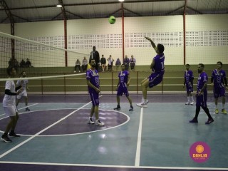 
<a style='margin-left: 5px;' class='btn btn-xs btn-social btn-facebook' href='https://www.facebook.com/sharer/sharer.php?u=https://www.boladovale.com.br/imgs/800-800-90/conteudo/fotos/1602/img9217.jpg' rel='popup' data-width='500' data-height='400'><i class='fa fa-facebook'></i>Compartilhar <span class='hidden-xs'>no Facebook</span>
</a> 
<a class='btn btn-default btn-xs' target='_blank' href='imgs/800-800-90/conteudo/fotos/1602/img9217.jpg'>
<span class='glyphicon glyphicon-cloud-download'></span> Salvar
</a> 
<span></span>