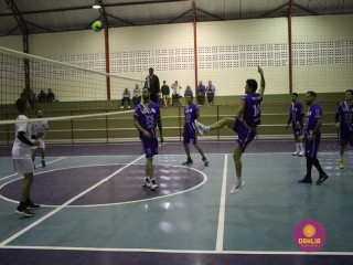 
<a style='margin-left: 5px;' class='btn btn-xs btn-social btn-facebook' href='https://www.facebook.com/sharer/sharer.php?u=https://www.boladovale.com.br/imgs/800-800-90/conteudo/fotos/1602/img9218.jpg' rel='popup' data-width='500' data-height='400'><i class='fa fa-facebook'></i>Compartilhar <span class='hidden-xs'>no Facebook</span>
</a> 
<a class='btn btn-default btn-xs' target='_blank' href='imgs/800-800-90/conteudo/fotos/1602/img9218.jpg'>
<span class='glyphicon glyphicon-cloud-download'></span> Salvar
</a> 
<span></span>