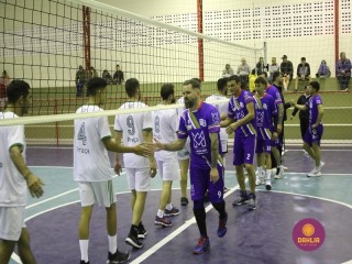 
<a style='margin-left: 5px;' class='btn btn-xs btn-social btn-facebook' href='https://www.facebook.com/sharer/sharer.php?u=https://www.boladovale.com.br/imgs/800-800-90/conteudo/fotos/1602/img9234.jpg' rel='popup' data-width='500' data-height='400'><i class='fa fa-facebook'></i>Compartilhar <span class='hidden-xs'>no Facebook</span>
</a> 
<a class='btn btn-default btn-xs' target='_blank' href='imgs/800-800-90/conteudo/fotos/1602/img9234.jpg'>
<span class='glyphicon glyphicon-cloud-download'></span> Salvar
</a> 
<span></span>