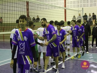 
<a style='margin-left: 5px;' class='btn btn-xs btn-social btn-facebook' href='https://www.facebook.com/sharer/sharer.php?u=https://www.boladovale.com.br/imgs/800-800-90/conteudo/fotos/1602/img9241.jpg' rel='popup' data-width='500' data-height='400'><i class='fa fa-facebook'></i>Compartilhar <span class='hidden-xs'>no Facebook</span>
</a> 
<a class='btn btn-default btn-xs' target='_blank' href='imgs/800-800-90/conteudo/fotos/1602/img9241.jpg'>
<span class='glyphicon glyphicon-cloud-download'></span> Salvar
</a> 
<span></span>