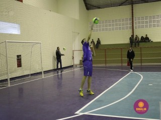 
<a style='margin-left: 5px;' class='btn btn-xs btn-social btn-facebook' href='https://www.facebook.com/sharer/sharer.php?u=https://www.boladovale.com.br/imgs/800-800-90/conteudo/fotos/1602/img9256.jpg' rel='popup' data-width='500' data-height='400'><i class='fa fa-facebook'></i>Compartilhar <span class='hidden-xs'>no Facebook</span>
</a> 
<a class='btn btn-default btn-xs' target='_blank' href='imgs/800-800-90/conteudo/fotos/1602/img9256.jpg'>
<span class='glyphicon glyphicon-cloud-download'></span> Salvar
</a> 
<span></span>