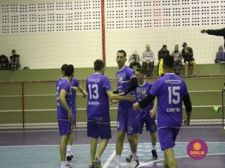 
<a style='margin-left: 5px;' class='btn btn-xs btn-social btn-facebook' href='https://www.facebook.com/sharer/sharer.php?u=https://www.boladovale.com.br/imgs/800-800-90/conteudo/fotos/1602/img9286.jpg' rel='popup' data-width='500' data-height='400'><i class='fa fa-facebook'></i>Compartilhar <span class='hidden-xs'>no Facebook</span>
</a> 
<a class='btn btn-default btn-xs' target='_blank' href='imgs/800-800-90/conteudo/fotos/1602/img9286.jpg'>
<span class='glyphicon glyphicon-cloud-download'></span> Salvar
</a> 
<span></span>