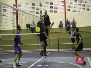 
<a style='margin-left: 5px;' class='btn btn-xs btn-social btn-facebook' href='https://www.facebook.com/sharer/sharer.php?u=https://www.boladovale.com.br/imgs/800-800-90/conteudo/fotos/1602/img9287.jpg' rel='popup' data-width='500' data-height='400'><i class='fa fa-facebook'></i>Compartilhar <span class='hidden-xs'>no Facebook</span>
</a> 
<a class='btn btn-default btn-xs' target='_blank' href='imgs/800-800-90/conteudo/fotos/1602/img9287.jpg'>
<span class='glyphicon glyphicon-cloud-download'></span> Salvar
</a> 
<span></span>