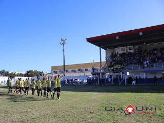 
<a style='margin-left: 5px;' class='btn btn-xs btn-social btn-facebook' href='https://www.facebook.com/sharer/sharer.php?u=https://www.boladovale.com.br/imgs/800-800-90/conteudo/fotos/1603/img9332.jpg' rel='popup' data-width='500' data-height='400'><i class='fa fa-facebook'></i>Compartilhar <span class='hidden-xs'>no Facebook</span>
</a> 
<a class='btn btn-default btn-xs' target='_blank' href='imgs/800-800-90/conteudo/fotos/1603/img9332.jpg'>
<span class='glyphicon glyphicon-cloud-download'></span> Salvar
</a> 
<span></span>