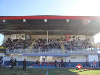 
<a style='margin-left: 5px;' class='btn btn-xs btn-social btn-facebook' href='https://www.facebook.com/sharer/sharer.php?u=https://www.boladovale.com.br/imgs/800-800-90/conteudo/fotos/1603/img9336.jpg' rel='popup' data-width='500' data-height='400'><i class='fa fa-facebook'></i>Compartilhar <span class='hidden-xs'>no Facebook</span>
</a> 
<a class='btn btn-default btn-xs' target='_blank' href='imgs/800-800-90/conteudo/fotos/1603/img9336.jpg'>
<span class='glyphicon glyphicon-cloud-download'></span> Salvar
</a> 
<span></span>