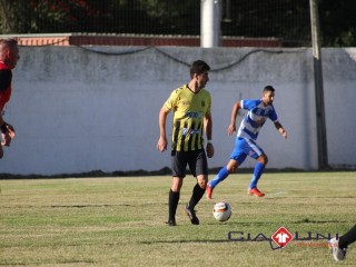 
<a style='margin-left: 5px;' class='btn btn-xs btn-social btn-facebook' href='https://www.facebook.com/sharer/sharer.php?u=https://www.boladovale.com.br/imgs/800-800-90/conteudo/fotos/1603/img9427.jpg' rel='popup' data-width='500' data-height='400'><i class='fa fa-facebook'></i>Compartilhar <span class='hidden-xs'>no Facebook</span>
</a> 
<a class='btn btn-default btn-xs' target='_blank' href='imgs/800-800-90/conteudo/fotos/1603/img9427.jpg'>
<span class='glyphicon glyphicon-cloud-download'></span> Salvar
</a> 
<span></span>