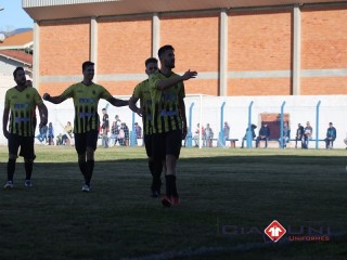 
<a style='margin-left: 5px;' class='btn btn-xs btn-social btn-facebook' href='https://www.facebook.com/sharer/sharer.php?u=https://www.boladovale.com.br/imgs/800-800-90/conteudo/fotos/1603/img9438.jpg' rel='popup' data-width='500' data-height='400'><i class='fa fa-facebook'></i>Compartilhar <span class='hidden-xs'>no Facebook</span>
</a> 
<a class='btn btn-default btn-xs' target='_blank' href='imgs/800-800-90/conteudo/fotos/1603/img9438.jpg'>
<span class='glyphicon glyphicon-cloud-download'></span> Salvar
</a> 
<span></span>