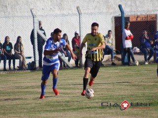 
<a style='margin-left: 5px;' class='btn btn-xs btn-social btn-facebook' href='https://www.facebook.com/sharer/sharer.php?u=https://www.boladovale.com.br/imgs/800-800-90/conteudo/fotos/1603/img9533.jpg' rel='popup' data-width='500' data-height='400'><i class='fa fa-facebook'></i>Compartilhar <span class='hidden-xs'>no Facebook</span>
</a> 
<a class='btn btn-default btn-xs' target='_blank' href='imgs/800-800-90/conteudo/fotos/1603/img9533.jpg'>
<span class='glyphicon glyphicon-cloud-download'></span> Salvar
</a> 
<span></span>