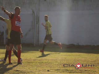 
<a style='margin-left: 5px;' class='btn btn-xs btn-social btn-facebook' href='https://www.facebook.com/sharer/sharer.php?u=https://www.boladovale.com.br/imgs/800-800-90/conteudo/fotos/1603/img9630.jpg' rel='popup' data-width='500' data-height='400'><i class='fa fa-facebook'></i>Compartilhar <span class='hidden-xs'>no Facebook</span>
</a> 
<a class='btn btn-default btn-xs' target='_blank' href='imgs/800-800-90/conteudo/fotos/1603/img9630.jpg'>
<span class='glyphicon glyphicon-cloud-download'></span> Salvar
</a> 
<span></span>