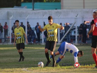 
<a style='margin-left: 5px;' class='btn btn-xs btn-social btn-facebook' href='https://www.facebook.com/sharer/sharer.php?u=https://www.boladovale.com.br/imgs/800-800-90/conteudo/fotos/1603/img9669.jpg' rel='popup' data-width='500' data-height='400'><i class='fa fa-facebook'></i>Compartilhar <span class='hidden-xs'>no Facebook</span>
</a> 
<a class='btn btn-default btn-xs' target='_blank' href='imgs/800-800-90/conteudo/fotos/1603/img9669.jpg'>
<span class='glyphicon glyphicon-cloud-download'></span> Salvar
</a> 
<span></span>