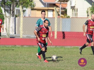 
<a style='margin-left: 5px;' class='btn btn-xs btn-social btn-facebook' href='https://www.facebook.com/sharer/sharer.php?u=https://www.boladovale.com.br/imgs/800-800-90/conteudo/fotos/1604/img0240.jpg' rel='popup' data-width='500' data-height='400'><i class='fa fa-facebook'></i>Compartilhar <span class='hidden-xs'>no Facebook</span>
</a> 
<a class='btn btn-default btn-xs' target='_blank' href='imgs/800-800-90/conteudo/fotos/1604/img0240.jpg'>
<span class='glyphicon glyphicon-cloud-download'></span> Salvar
</a> 
<span></span>