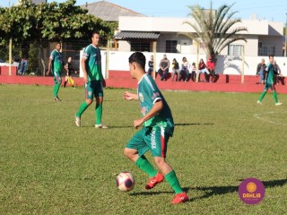 
<a style='margin-left: 5px;' class='btn btn-xs btn-social btn-facebook' href='https://www.facebook.com/sharer/sharer.php?u=https://www.boladovale.com.br/imgs/800-800-90/conteudo/fotos/1604/img0264.jpg' rel='popup' data-width='500' data-height='400'><i class='fa fa-facebook'></i>Compartilhar <span class='hidden-xs'>no Facebook</span>
</a> 
<a class='btn btn-default btn-xs' target='_blank' href='imgs/800-800-90/conteudo/fotos/1604/img0264.jpg'>
<span class='glyphicon glyphicon-cloud-download'></span> Salvar
</a> 
<span></span>