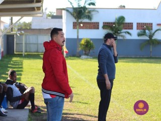 
<a style='margin-left: 5px;' class='btn btn-xs btn-social btn-facebook' href='https://www.facebook.com/sharer/sharer.php?u=https://www.boladovale.com.br/imgs/800-800-90/conteudo/fotos/1604/img0268.jpg' rel='popup' data-width='500' data-height='400'><i class='fa fa-facebook'></i>Compartilhar <span class='hidden-xs'>no Facebook</span>
</a> 
<a class='btn btn-default btn-xs' target='_blank' href='imgs/800-800-90/conteudo/fotos/1604/img0268.jpg'>
<span class='glyphicon glyphicon-cloud-download'></span> Salvar
</a> 
<span></span>