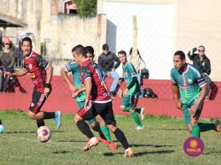 
<a style='margin-left: 5px;' class='btn btn-xs btn-social btn-facebook' href='https://www.facebook.com/sharer/sharer.php?u=https://www.boladovale.com.br/imgs/800-800-90/conteudo/fotos/1604/img0289.jpg' rel='popup' data-width='500' data-height='400'><i class='fa fa-facebook'></i>Compartilhar <span class='hidden-xs'>no Facebook</span>
</a> 
<a class='btn btn-default btn-xs' target='_blank' href='imgs/800-800-90/conteudo/fotos/1604/img0289.jpg'>
<span class='glyphicon glyphicon-cloud-download'></span> Salvar
</a> 
<span></span>